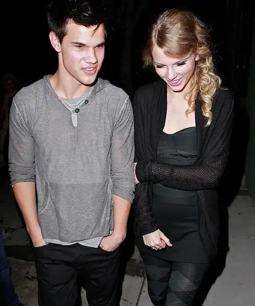 taylor lautner and taylor swift