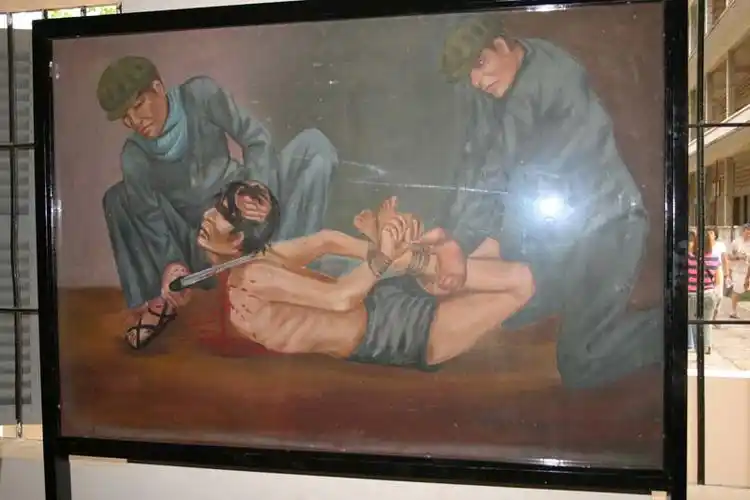 35个各个国家历史上的恐怖死刑