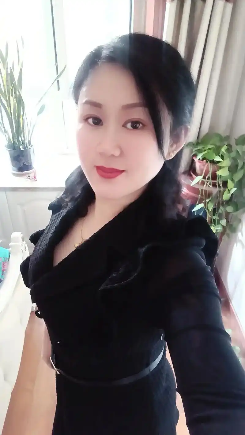 四十岁女人 我只是个女人,没有所谓的野心,不要做女强人,只 - 抖音