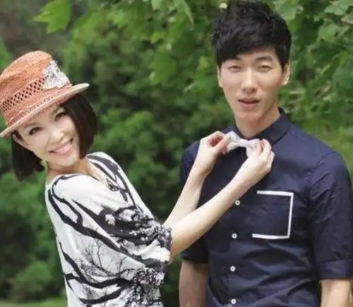 张亮的老婆是谁张亮寇静离婚的原因是什么