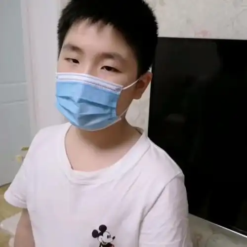 儿童口罩实拍 优质松紧 拉力很大  3-12岁可戴,很贴合 29.