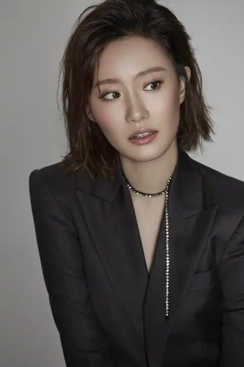 张逗逗经纪公司经纪人怎么联系热点梁朝伟参演无名