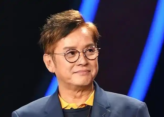 这一次,73岁"渣男始祖"谭咏麟,总算为自己的"薄情"付出代价