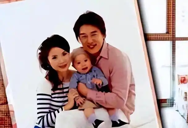 回顾:王耀庆妻子郭晏青,相识于小学4年级,婚后生两子幸福美满