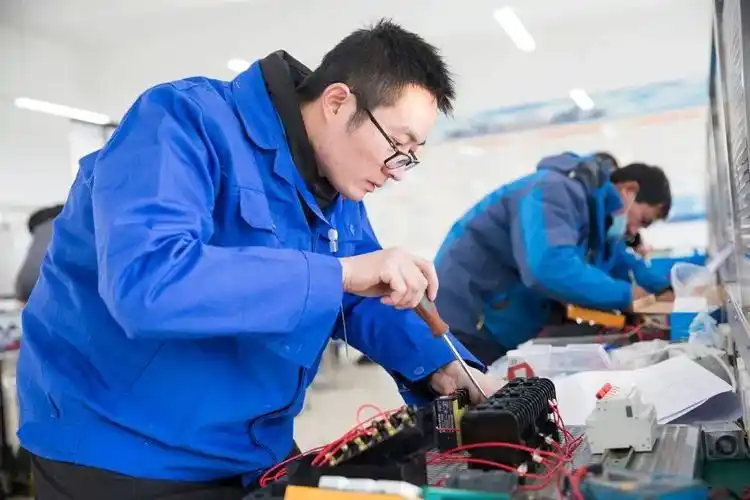 看点十足能工巧匠大显身手东台第二届职业技能大赛举办