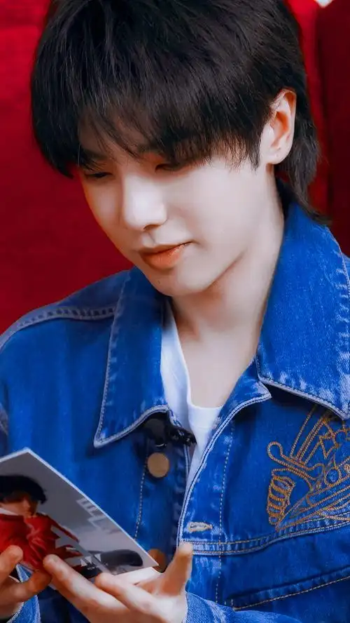 华晨宇 2020 专辑开箱直播 - 堆糖,美图壁纸兴趣社区