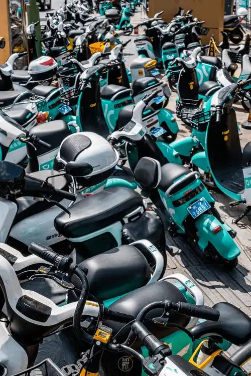 承载着电驴爱情的南宁共享电车不配拥有姓名吗