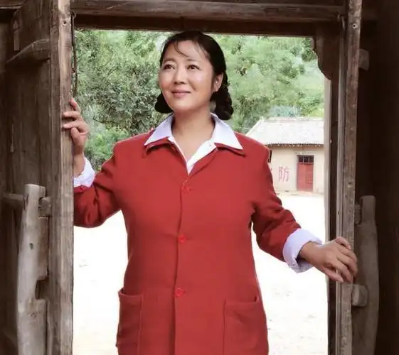 我爱演农村戏",把那些担心因为影响形象,拒绝农村戏的女演员,瞬间碾压