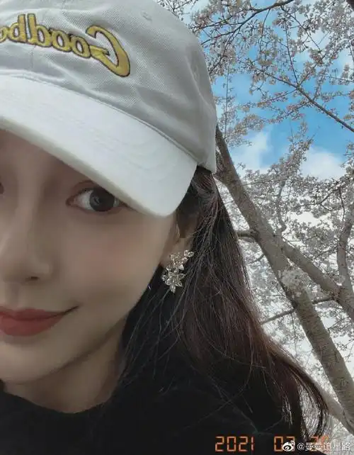 angelababy樱花随拍