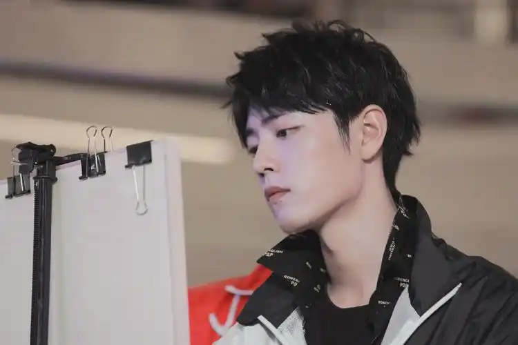 肖战- 堆糖,美图壁纸兴趣社区