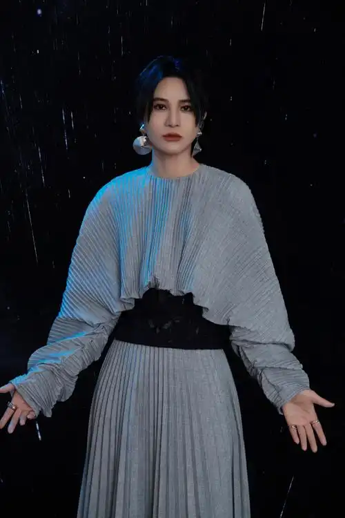 电子唱作人尚雯婕##一起摘星去阵容##飞天圆梦##新华网直播梦天实验