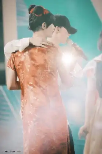 黄明昊justin 女孩子要矜持