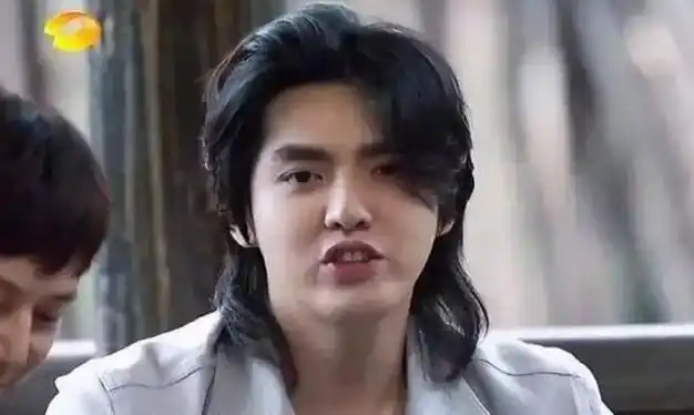 吴亦凡发福长胖?