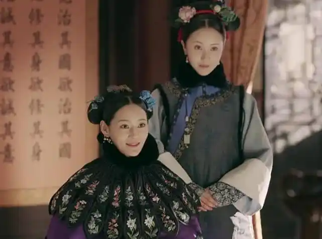 《延禧攻略》玉壶晒照,脱去古装露香肩的她超美,网友:最美大嫂