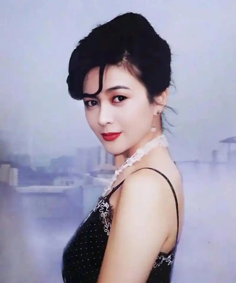 香江第一美人关之琳美照欣赏