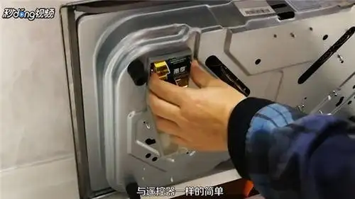 如何给燃气灶更换电池