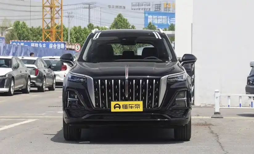 红旗hs5体验:20万价位!30万品质,颜值高提速快,适合年轻人