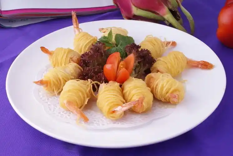 各种各样的精美菜肴——集营养与美味于一身