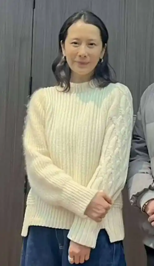 美人迟暮47岁海清素颜显老