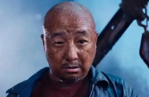 《龙岭迷窟》热播,配角周晓鸥却迟迟不"下线",惹来网友争议!