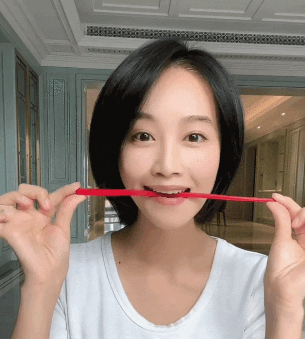 蓝盈莹的微笑唇是整的?其实是这么整的……_嘴角_笑容_嘴唇