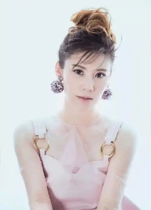 超女赵静怡育儿(2005年超女赵静怡)