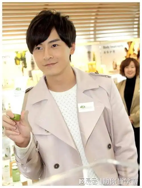 不老男神:郑元畅依然帅气迷人十足哦!