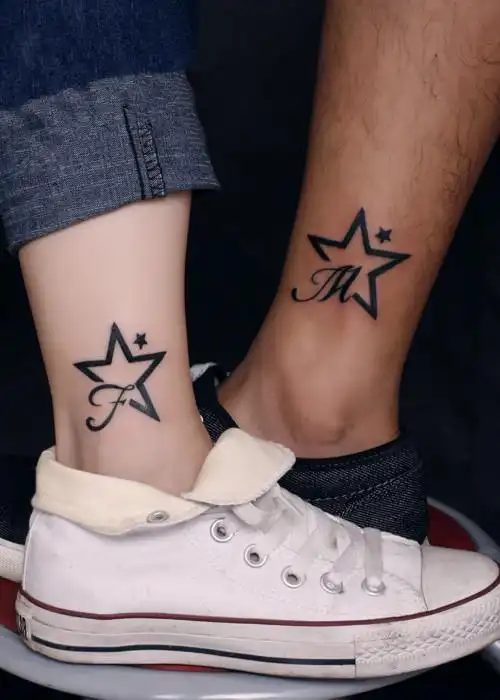 上海由龙纹身推荐 情侣纹身