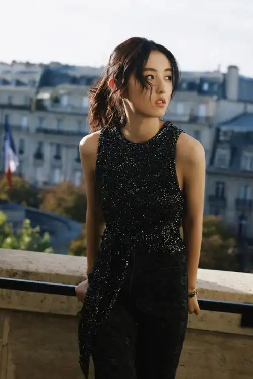 张子枫法式慵懒风##张子枫香奈儿品牌形象大使