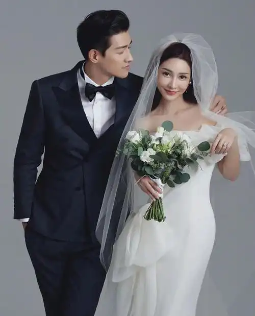 王彦霖婚礼直播看哭黄子韬婚礼致辞新娘就是新的娘感动众人