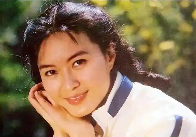 32位天津籍女星,个个貌美如花,楚楚动人|谭歆柔|天津市|出生_新浪新闻