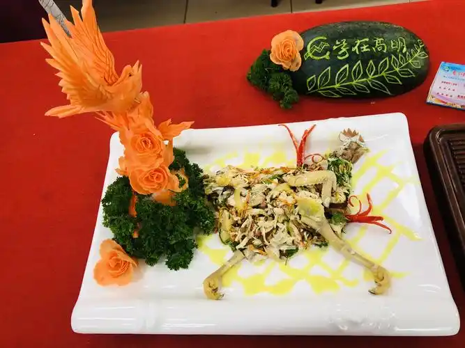 厨神驾到!——" 沧中附小勇夺区中小学教师厨艺大赛第一名"