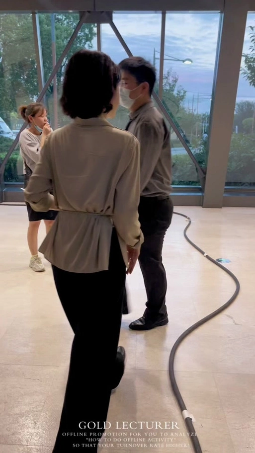 邓英的三任丈夫 - 抖音