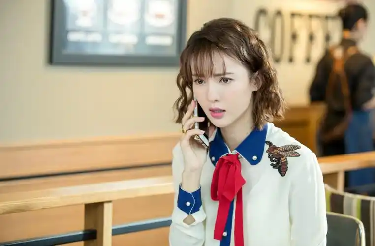 金晨《我们都要好好的》开播 鬼马少女"大闹"婚礼现场