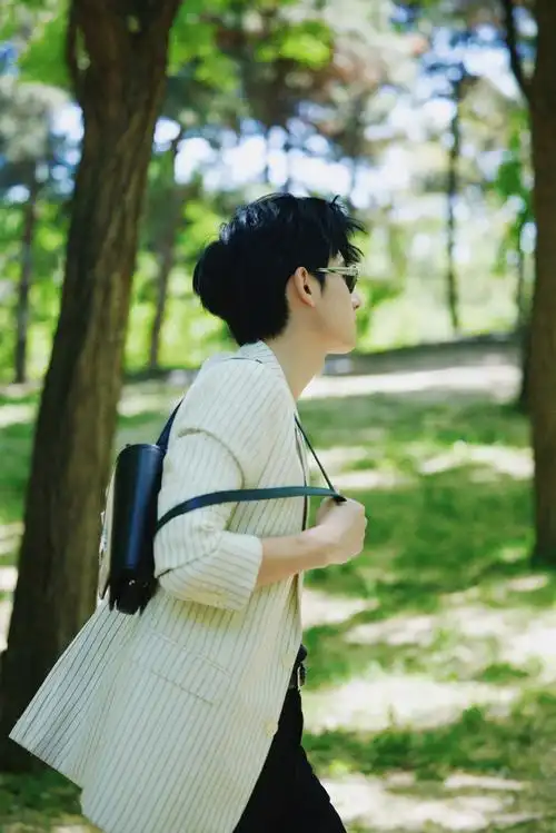 胡先煦都市假日写真