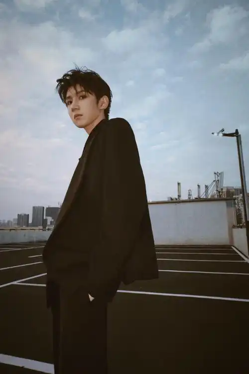 王源看我们如何相遇vlog##王源2024龙行绛气