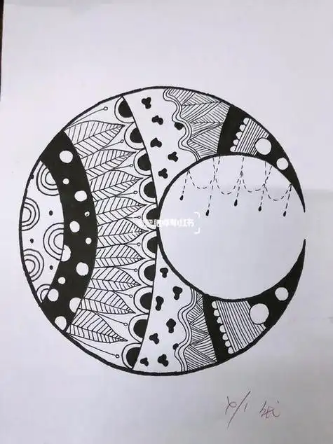 黑白装饰画点线面图案黑白装饰画点线面图案人物