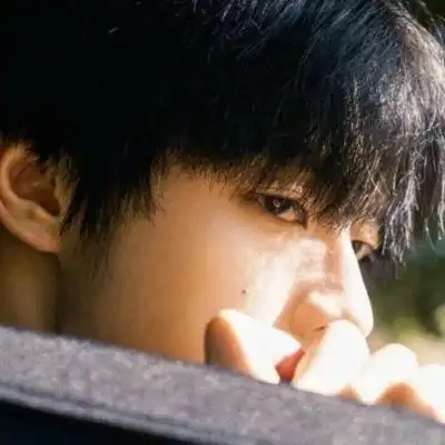 qq头像港风复古男生文艺高清图片