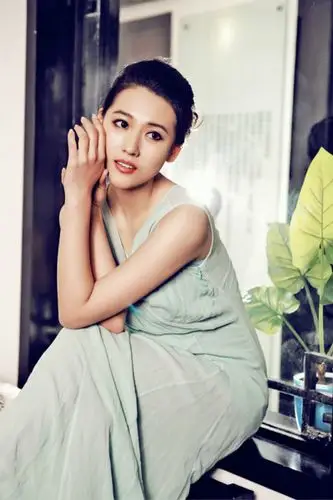 宁丹琳,在2014年可谓行程满满,在《飞哥大英雄》中华丽转身让观众赞不