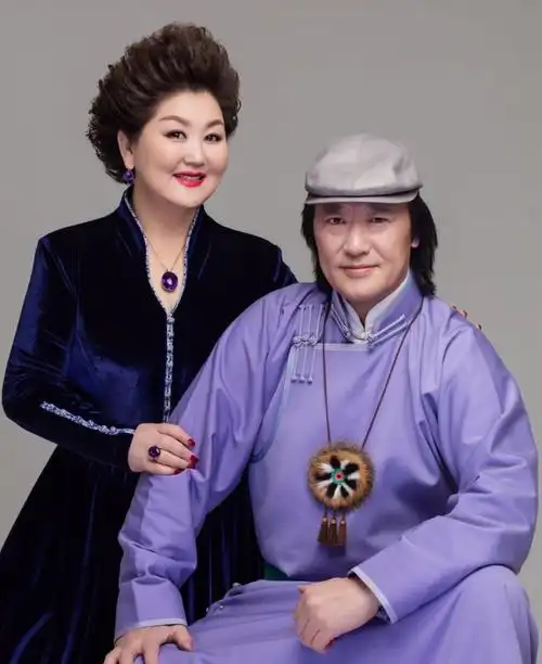 "吉祥三宝"乌日娜:丈夫病逝4年,她和孩子如今过得怎么样了?插图25