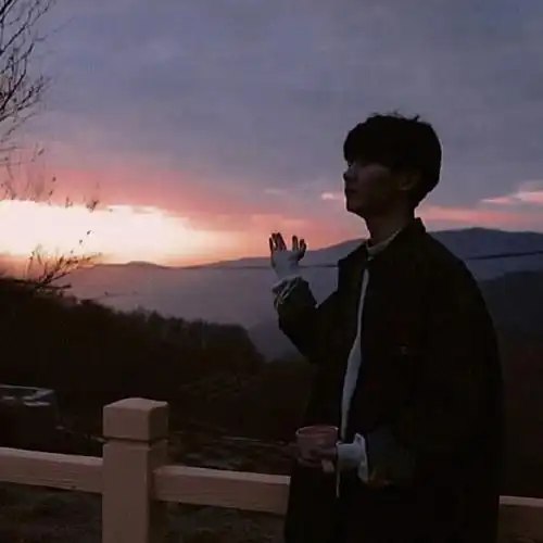 马嘉祺不明显头像