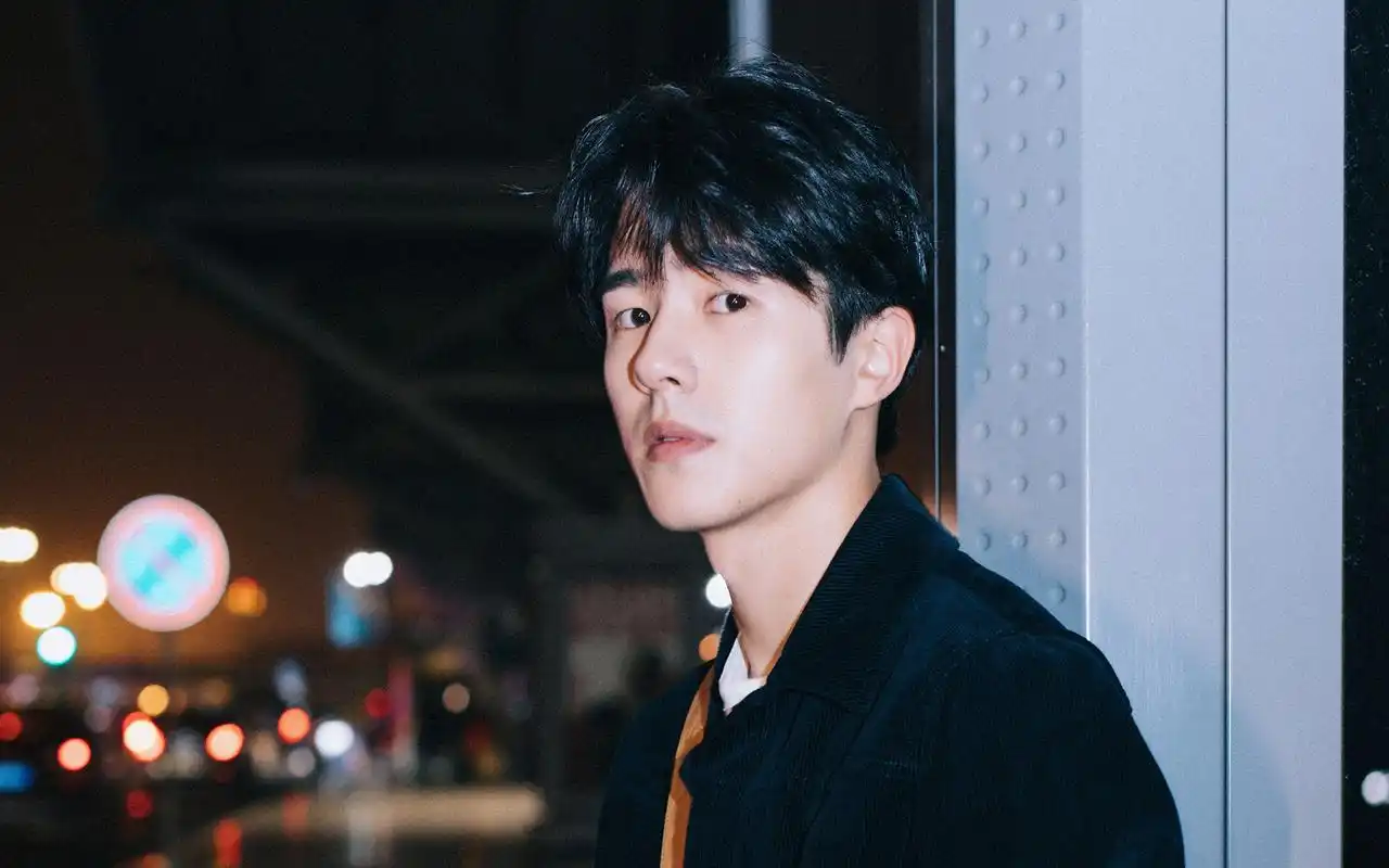 刘昊然最新帅气电脑桌面壁纸图片