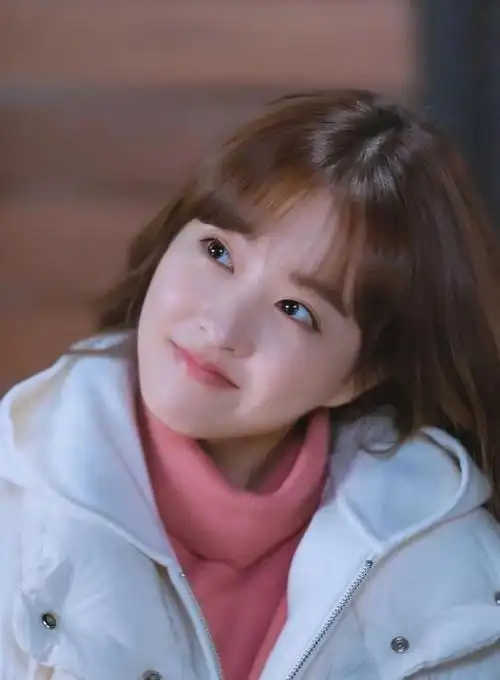 最新2024年韩国最美的10位女星出炉了宋慧乔冲进前三席