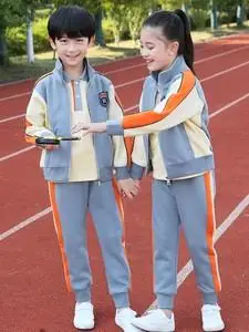 中学生春秋校服图片