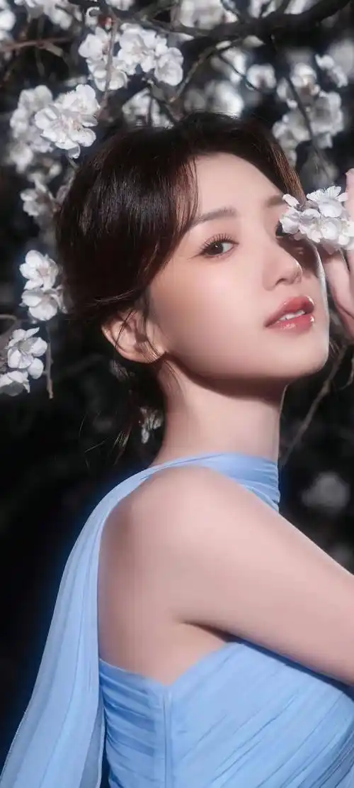 美丽女星系列-毛晓彤_头条_实力_演艺圈