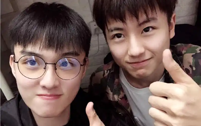 郑伟黄誉博令人羡慕的友情