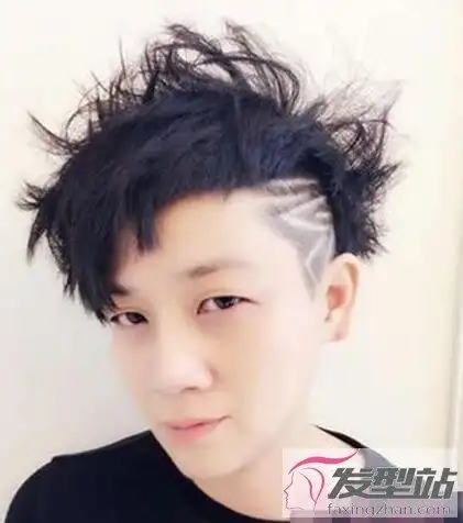 男士掏空发型干练酷炫男人味