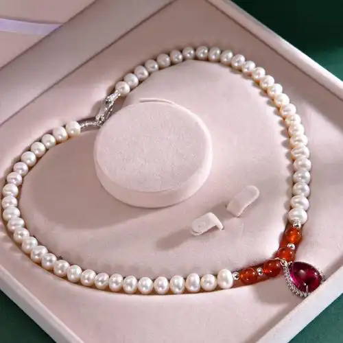 老凤祥云淡水珍珠项链红玛瑙颈链天然近圆送妈妈奶奶婆婆精美饰品