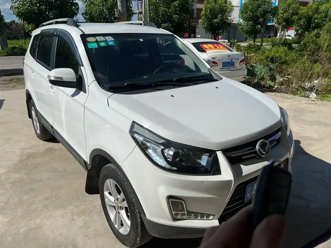 7座suv 北汽幻速s3.2014年出厂上牌,1.5排量手波 - 抖音