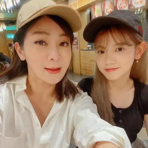 国民岳母王彩桦53岁身材超s餐餐七分饱养出易瘦体质